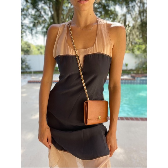 Chanel Interlocking CC Goatskin 1997-1999 Wallet on Chain in Tan - Picture 2 of 16